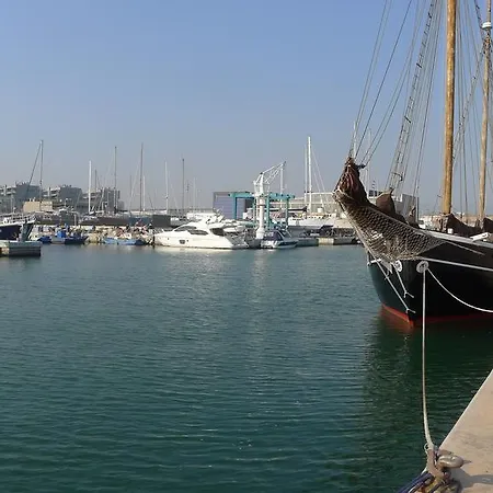 Alessia Beach Port Апартаменты Бадалона